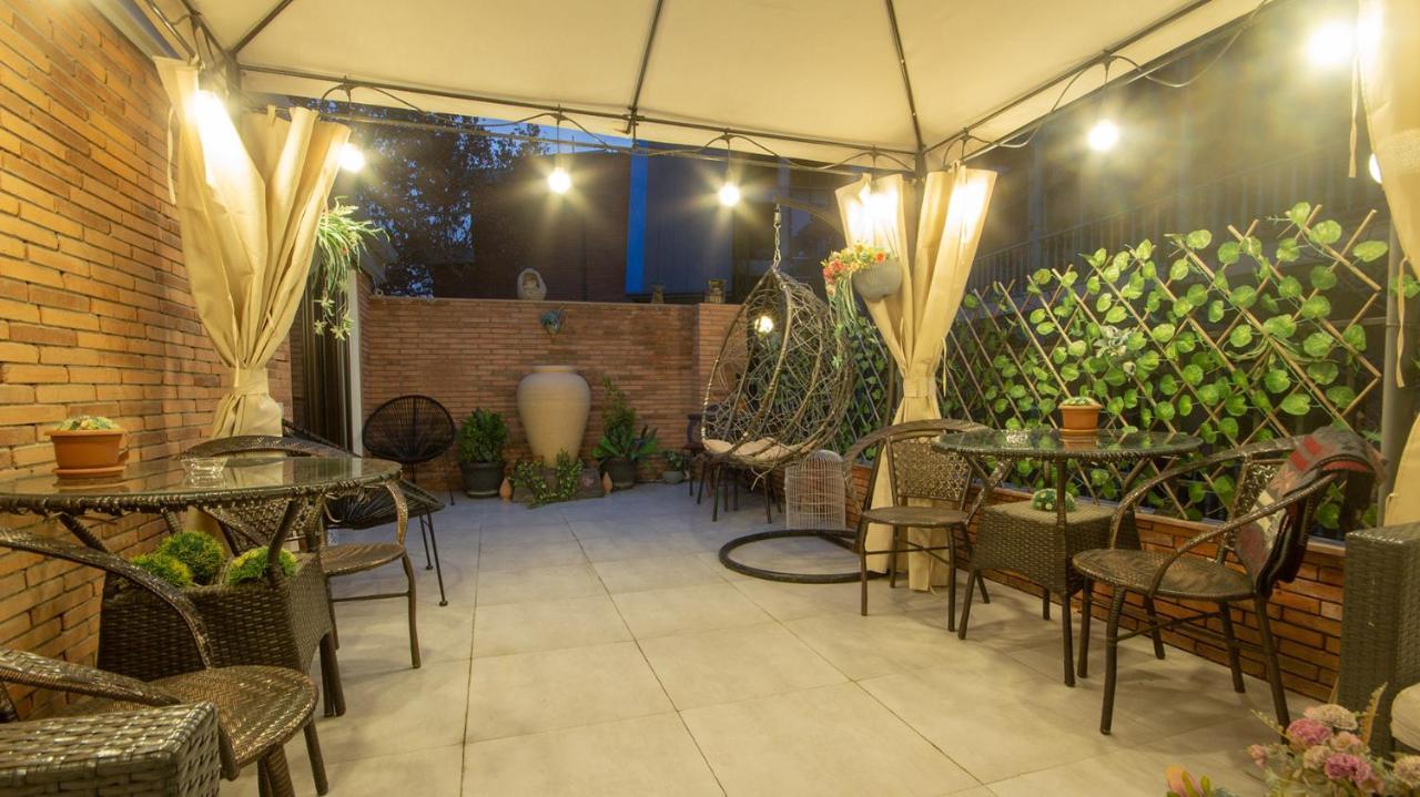 Hotel Terrace Tbilisi Luaran gambar